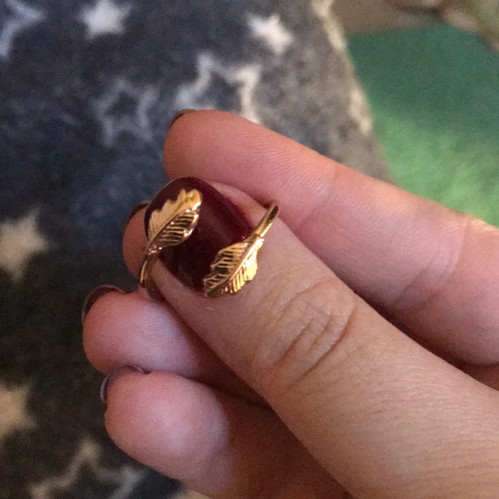 Gold feather adjustable ring